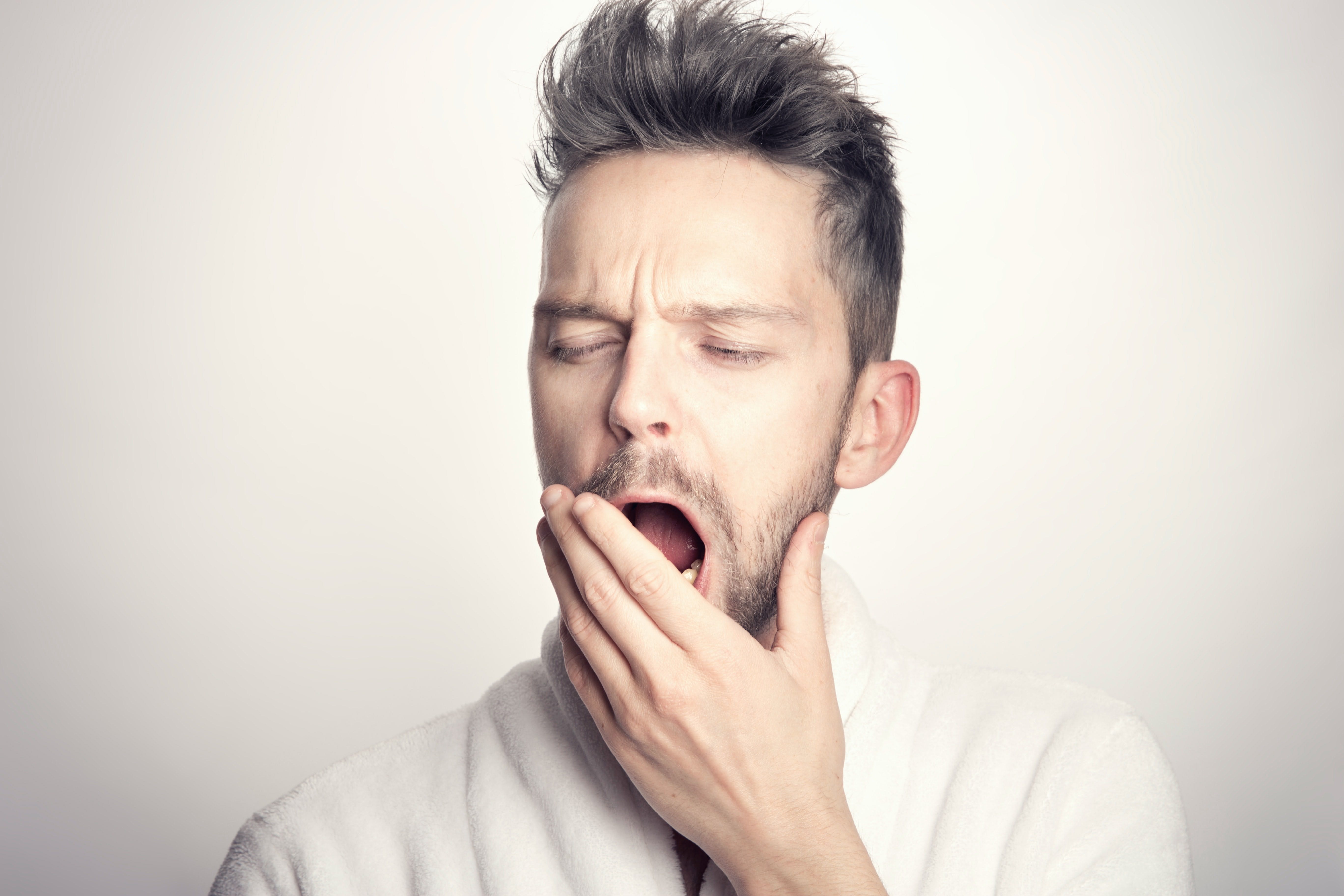 Immagine relativa al post intitolato Consigli e strategie per tornare a un sonno normale dopo il cambio dell’ora 