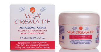 VEA CREMA PF VITAMINA POLIFUNZIONALE 50 ML - Farmacia Del Monaco