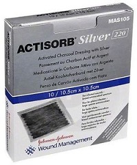 MEDICAZIONE IN CARBONE ATTIVO CON ARGENTO ACTISORB SILVER 10,5X10,5 CM 3 PEZZI - Farmacia Del Monaco