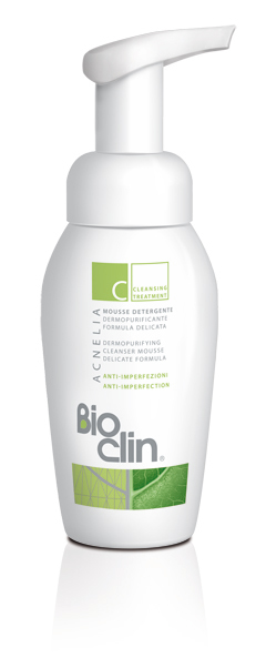 BIOCLIN ACNELIA MOUSSE 200 ML - Farmacia Del Monaco