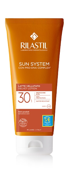 RILASTIL SUN SYSTEM PHOTO PROTECTION TERAPY LATTE VELLUTANTE SPF 30 200 ML - Farmacia Del Monaco